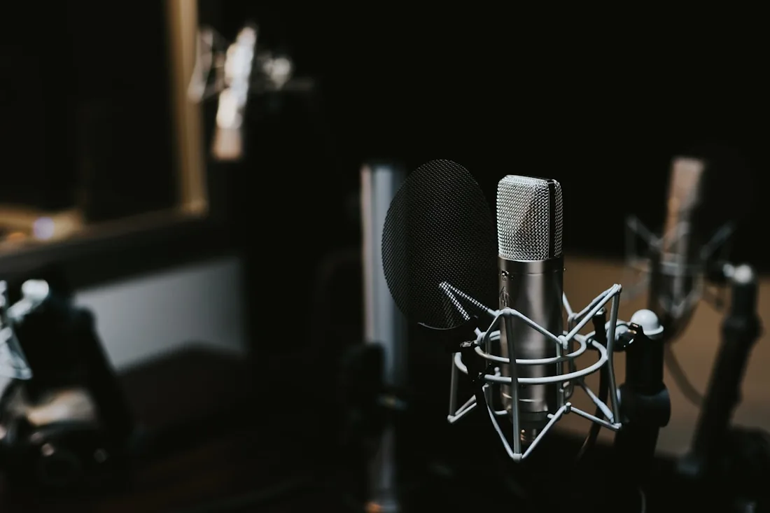 Close-up of a microphone used for English pronunciation practice